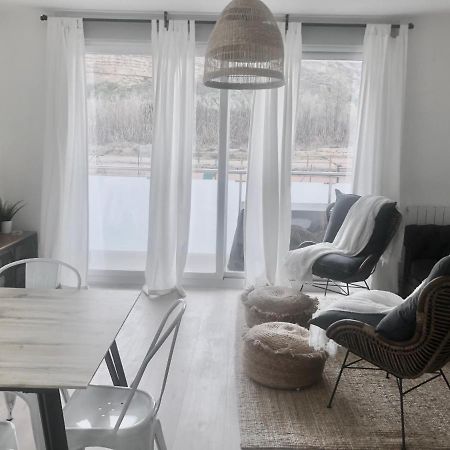 Precioso Piso Monzon Terraza, Parking,Piscina,Zona De Juegos Luaran gambar