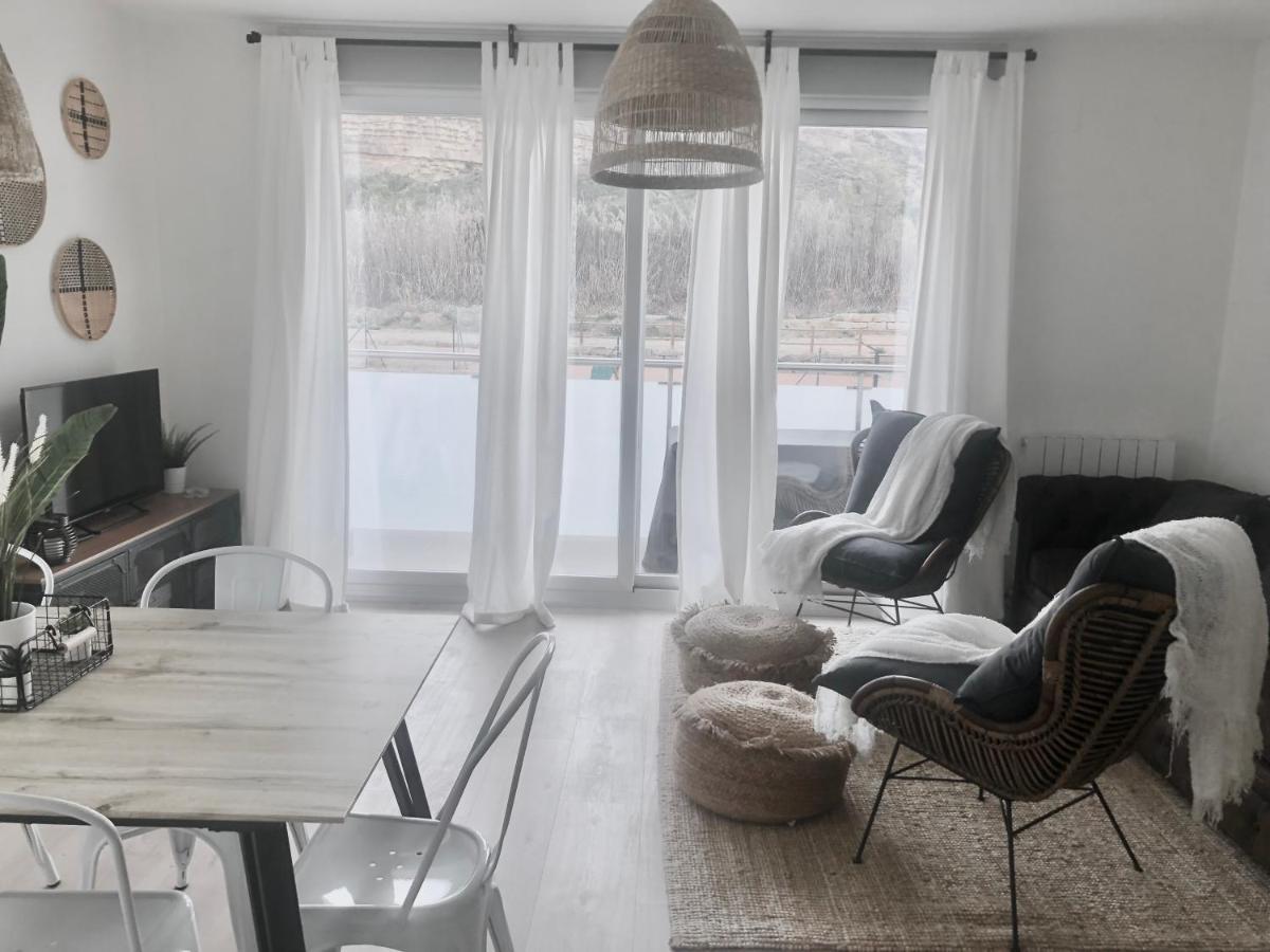 Precioso Piso Monzon Terraza, Parking,Piscina,Zona De Juegos Luaran gambar